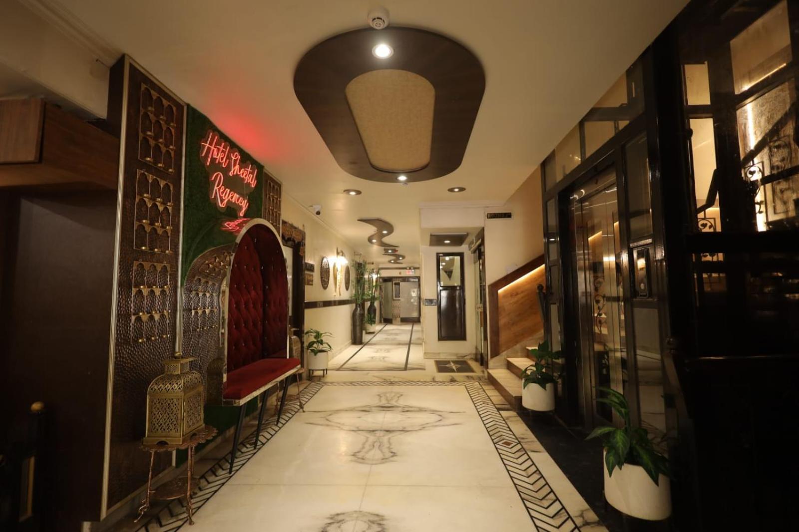 Hotel Sheetal Regency,Near Janambhumi Матхура Екстер'єр фото