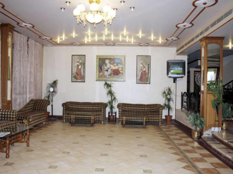 Hotel Sheetal Regency,Near Janambhumi Матхура Екстер'єр фото