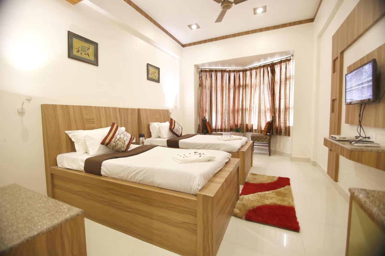 Hotel Sheetal Regency,Near Janambhumi Матхура Екстер'єр фото